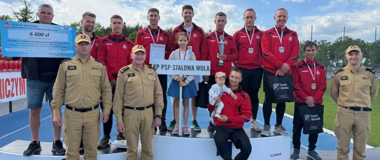 Strażacy ze Stalowej Woli wicemistrzami Podkarpacia w sporcie pożarniczym