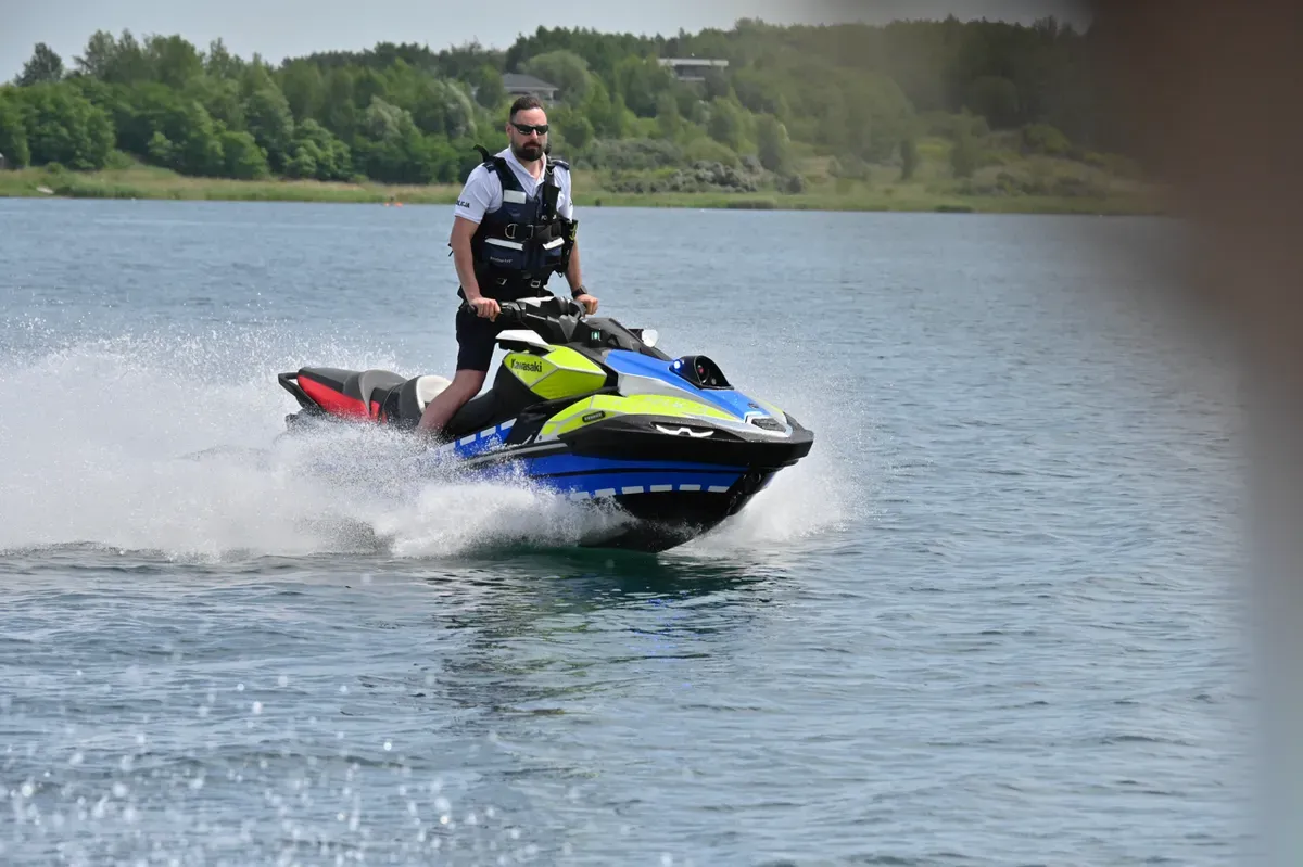 Policja apeluje o bezpieczny wypoczynek nad wodą w czasie upałów