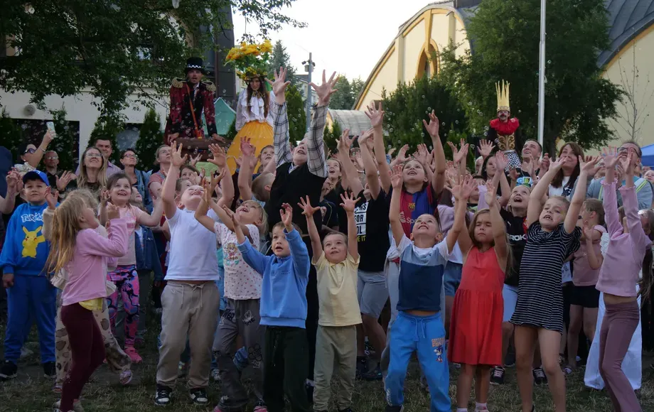 Piknik Rodzinny w Stalowej Woli z muzyką, zabawami i jubileuszem parafii