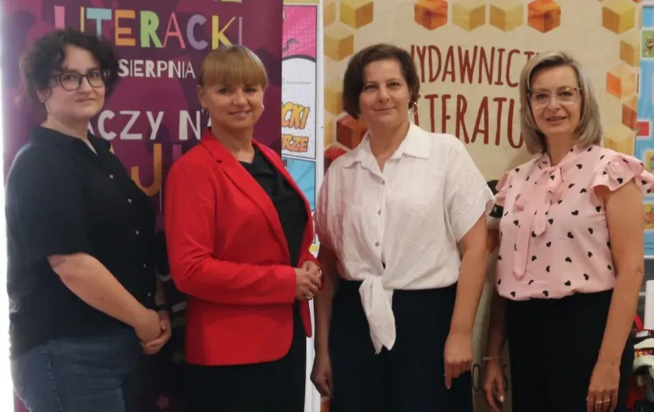 Festiwal „Łączy nas bajka”: stalowowolska biblioteka na konferencji