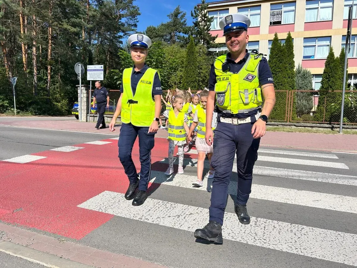 Policja stalowowolska rusza z akcją „Bezpieczna droga do szkoły”