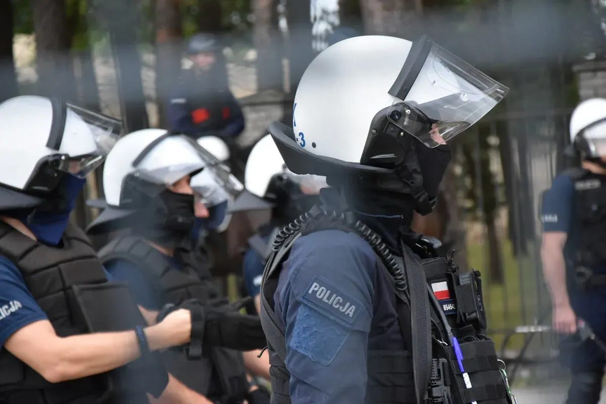 Stalowa Wola: mecz Stal – Zawisza Bydgoszcz zabezpieczony bez incydentów