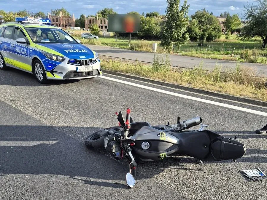 Czterech nietrzeźwych kierujących i wypadek motocyklisty w powiecie stalowowolskim