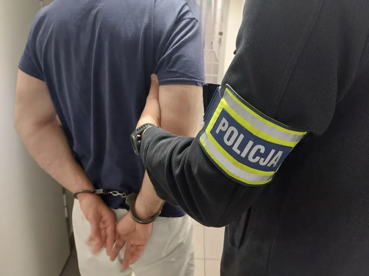 Stalowa Wola: poszukiwany listem gończym zatrzymany w hotelu