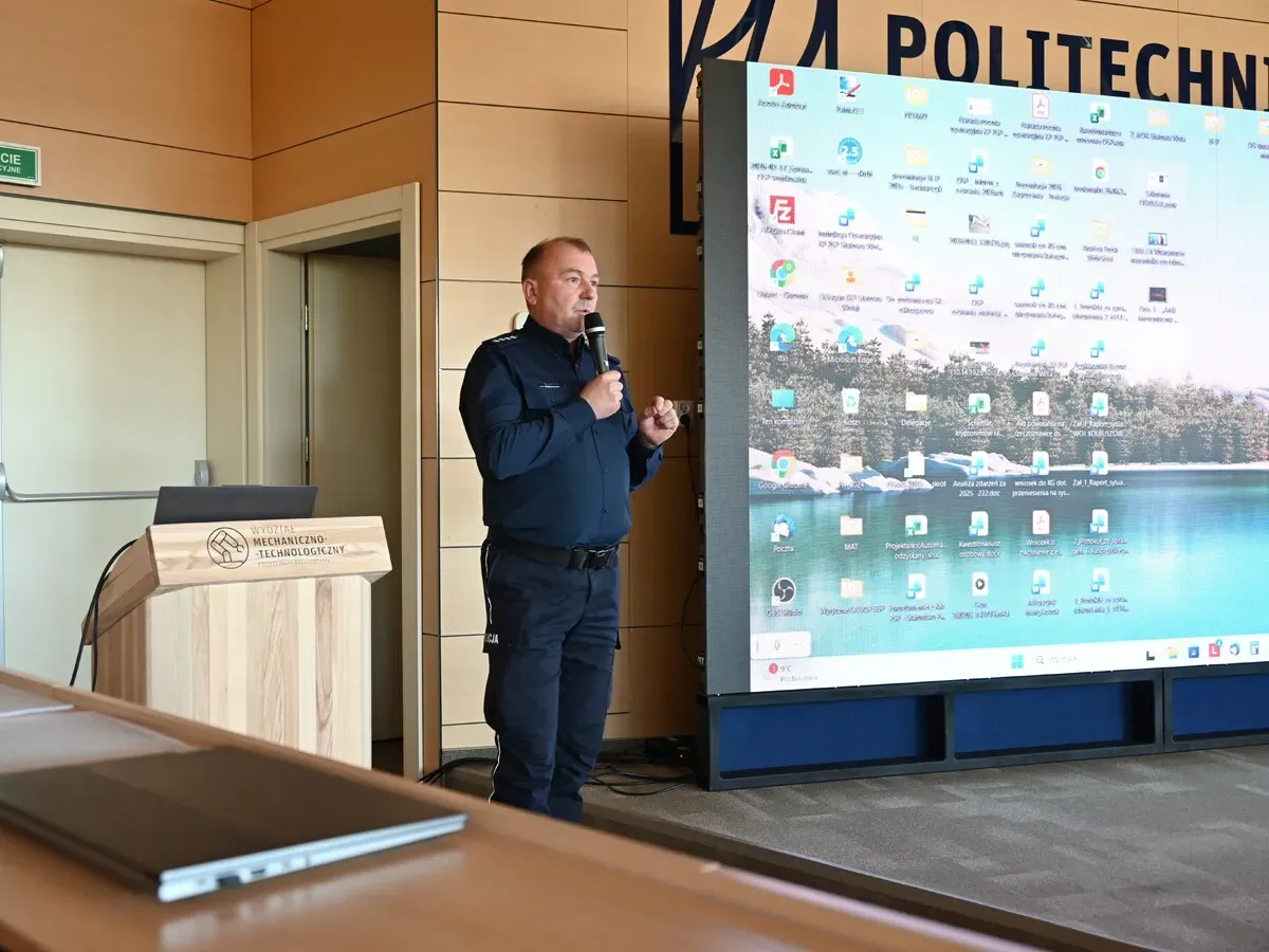Krajowy Trening Rodzinny w Zaklikowie: policja i strażacy o bezpieczeństwie